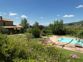 Scappo in Umbria, casale della quiete Montecchio